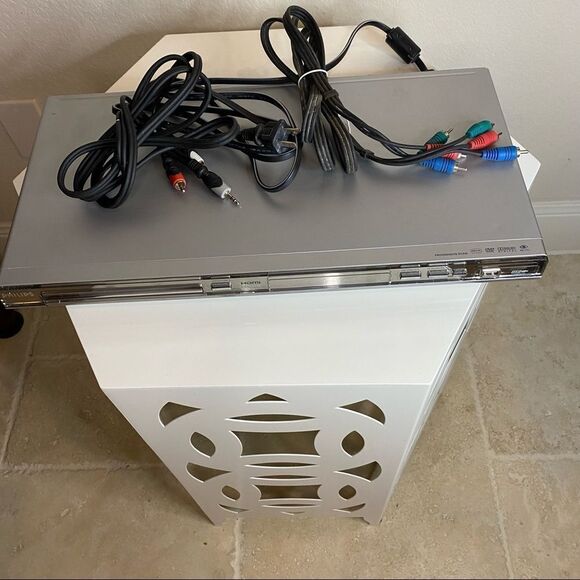 Philips DVD Player - Picture 4 of 9